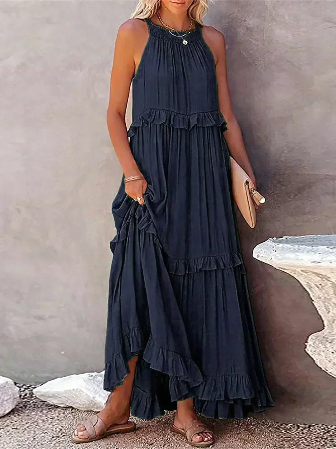 Amore Di Gioielli | Halter Ruffle Maxi Kjole ( Næsten udsolgt )