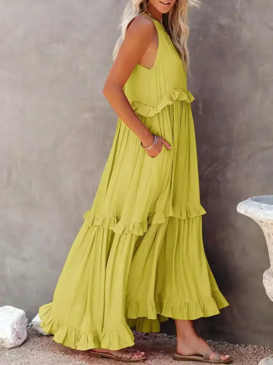 Amore Di Gioielli | Halter Ruffle Maxi Kjole ( Næsten udsolgt )