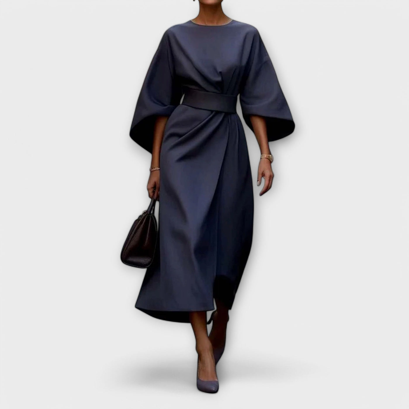 Amore Di Gioielli | Elegant kjole med ærmer